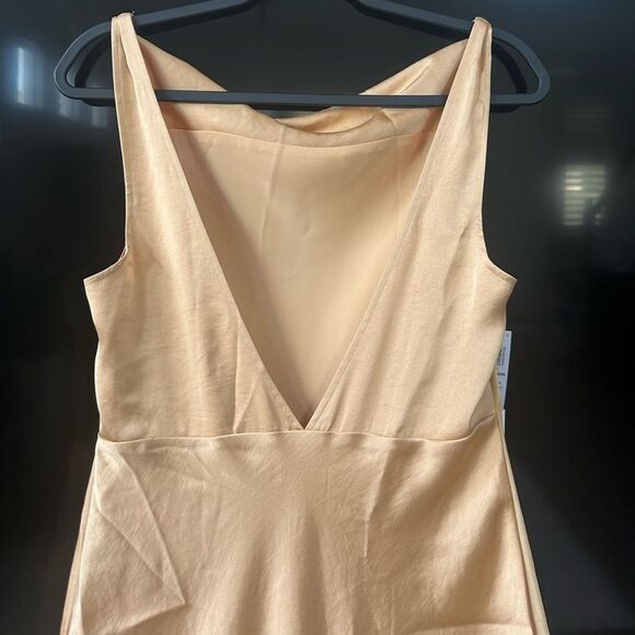 Aritzia Wilfred New Goddess Satin Dress - Picture 4 of 5